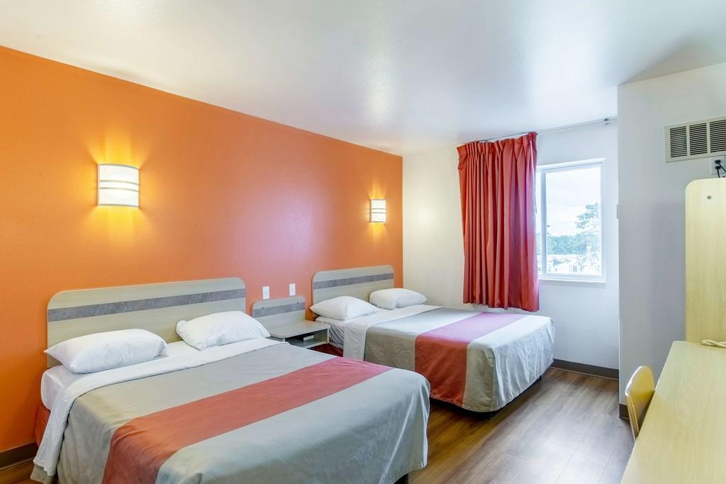Motel 6-Baraboo, Wi - Lake Delton-Wisconsin Dells Eksteriør bilde
