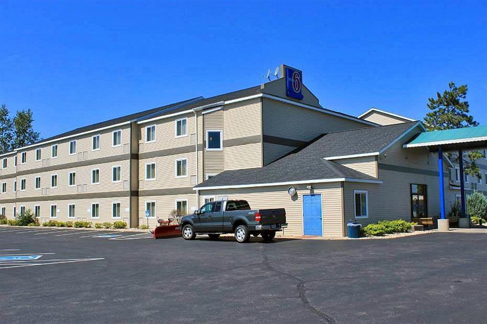 Motel 6-Baraboo, Wi - Lake Delton-Wisconsin Dells Eksteriør bilde