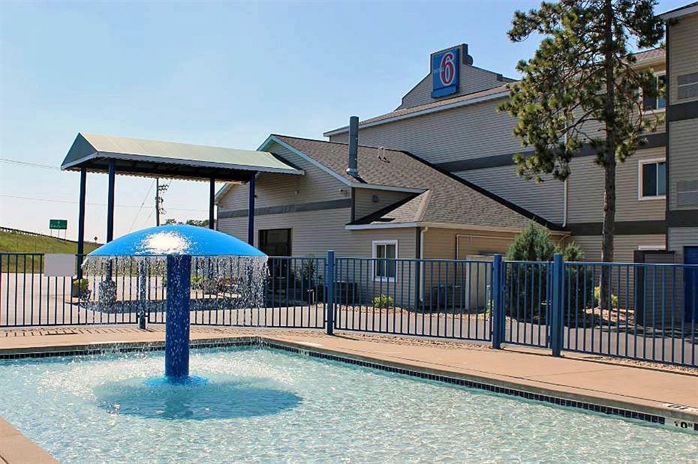 Motel 6-Baraboo, Wi - Lake Delton-Wisconsin Dells Eksteriør bilde